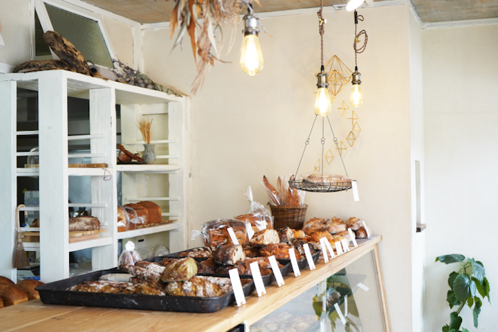 「Boulangerie enne（ブーランジェリー エンネ）」の店内