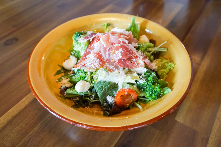 「今日の気まぐれサラダ」