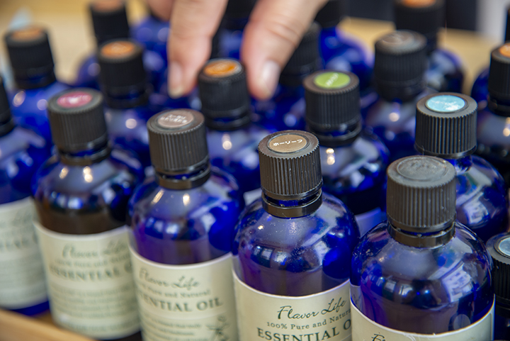 石鹸作りで使うエッセンシャルオイル