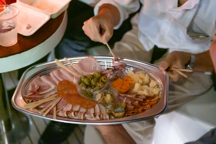 「TESIO」のスペシャリティーソーセージやハム