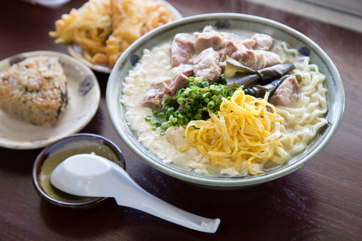 高江洲（たかえす）そば