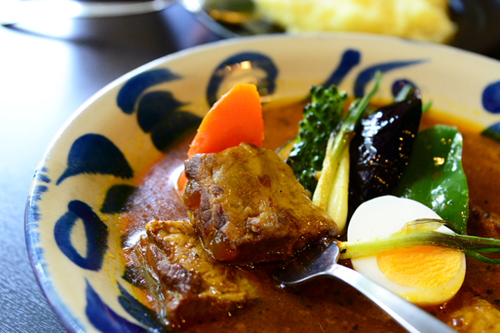 軟骨ソーキカレー