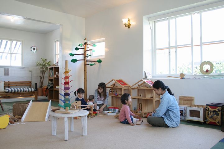 広い広場で、子どもとゆっくりするのもおすすめです