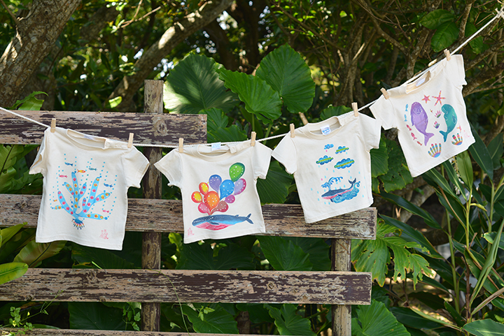 海の生き物や自然がデザインされたTシャツ