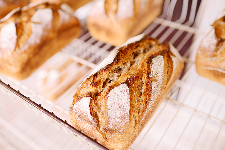 小麦の生命力が感じられるパン