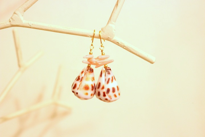 アクセサリーショップ「Ti-da Beach」の商品