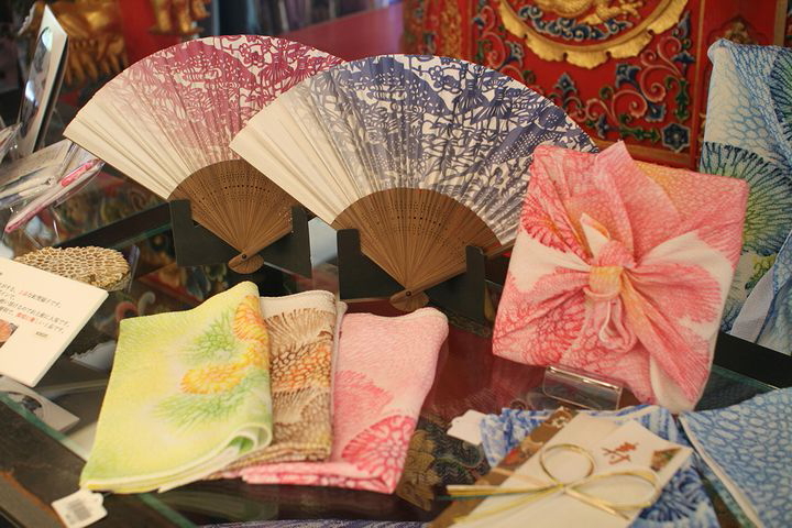 サンゴ染めの商品