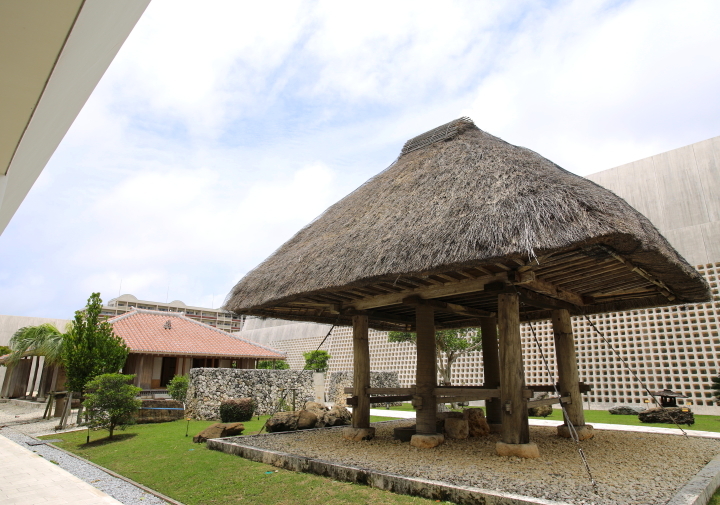 沖縄県立博物館・美術館