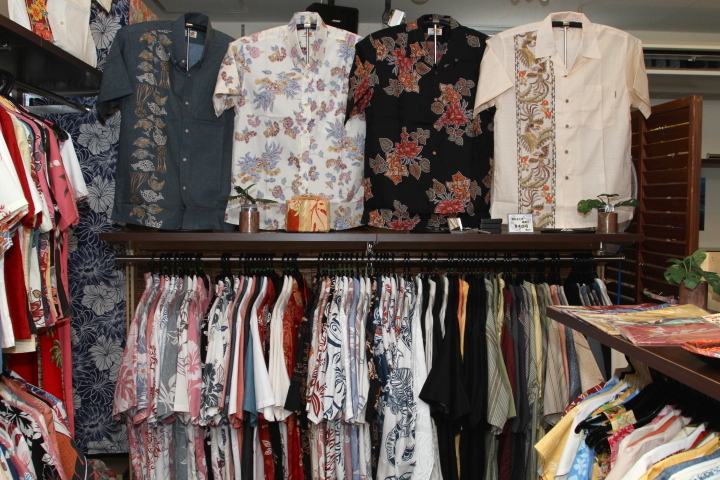 沖縄土産のTシャツ