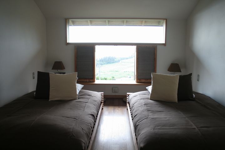 無駄なものが一切ない客室