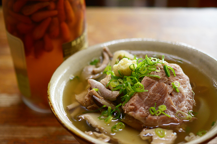 「中味汁・中身汁 (なかみじる)」