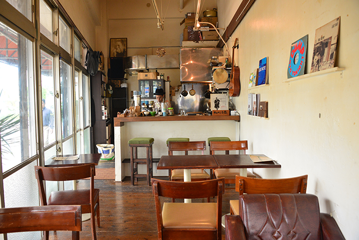 「たそかれ珈琲」の店内
