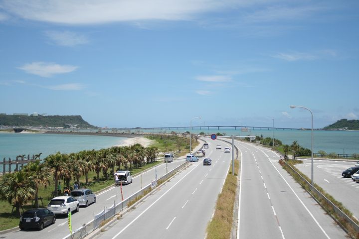 海中道路