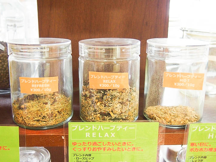 スパイスを美味しく取り入れて美人になりましょう。沖縄県那覇市にあるちょっと変わったスパイス屋さんをご紹介。