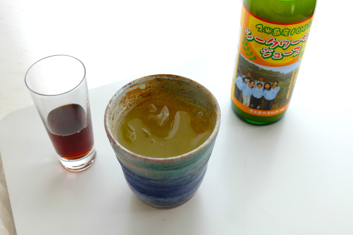 ノニのシークァーサージュースの氷水割り