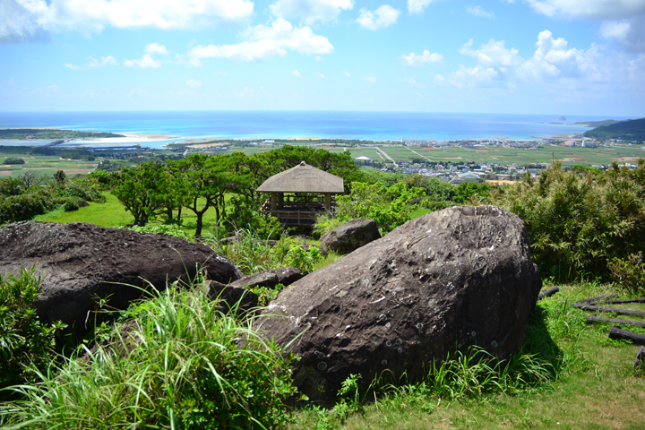 トンナハ山の頂上からの眺め