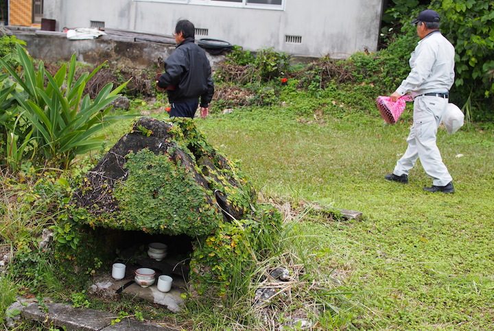 ウガンジュ(拝所)