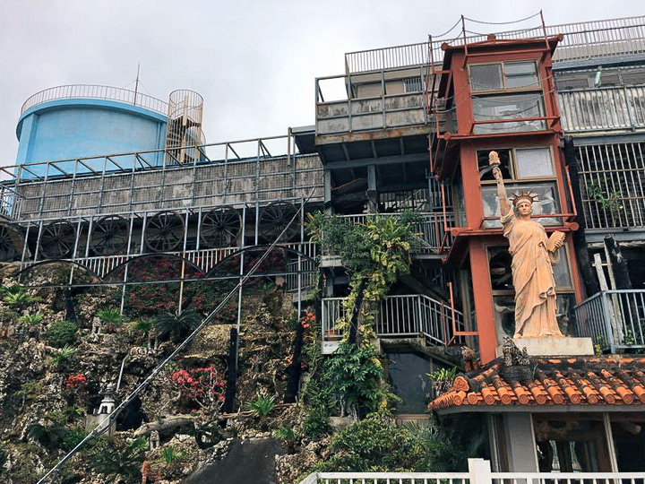 自由の女神のオブジェ