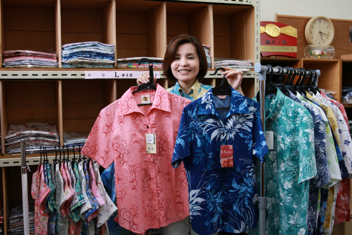 事務局長の銘苅(めかる)直子さん