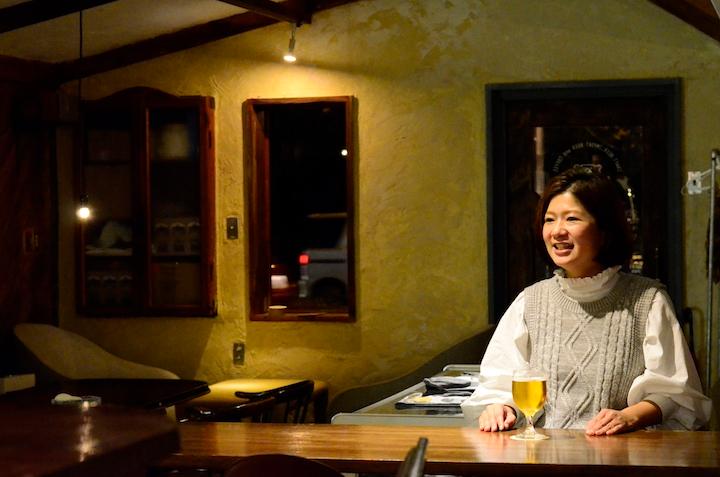 ビールバー『BEEAR』の店内