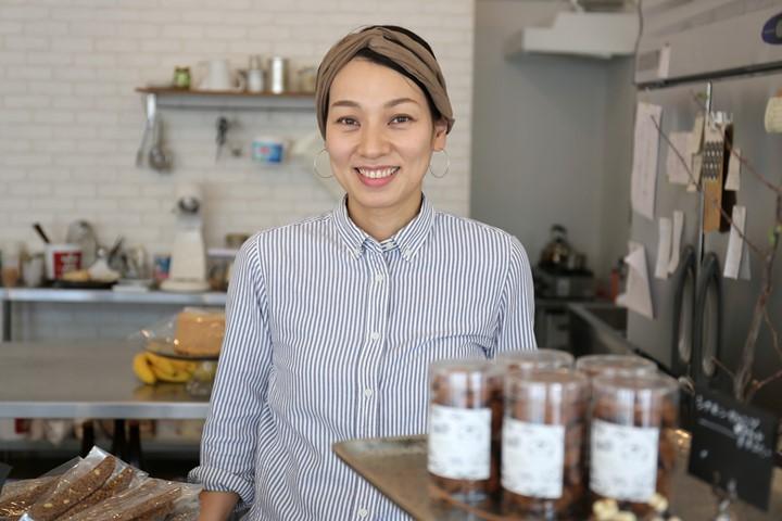 店主の岸本 啓子(きしもと けいこ)さん