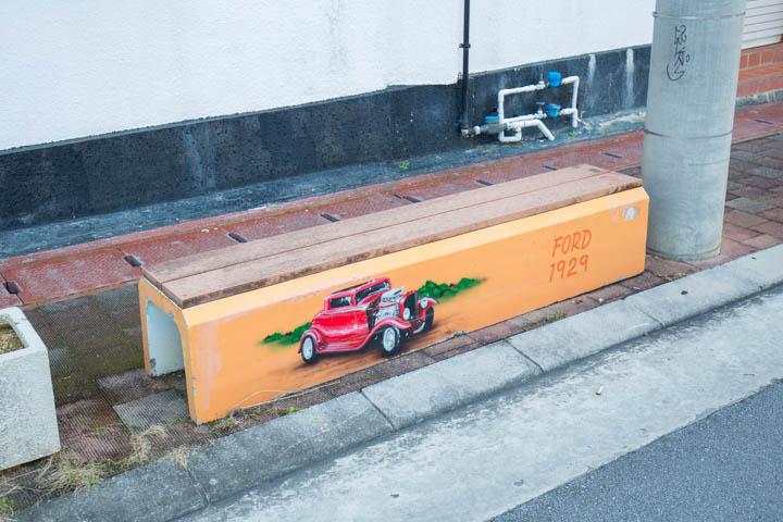 コンクリートの椅子