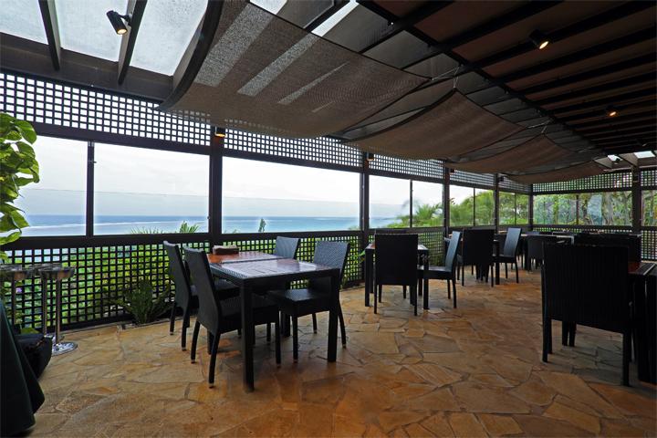 CAFE AND PIZZA RESTAURANT STARDUST GARDENの店内