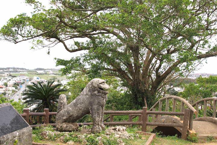 富盛の石彫大獅子
