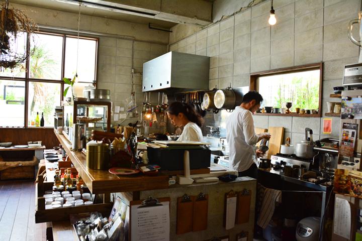 「CONTE _」の厨房