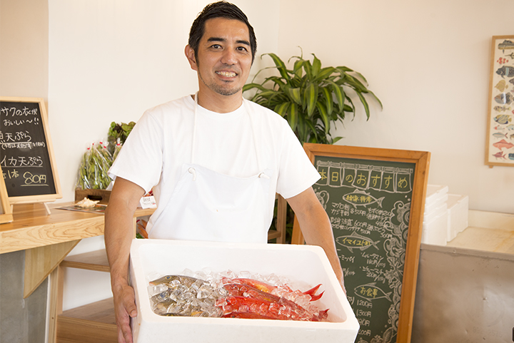 玉城弘康（たましろひろやす）さん