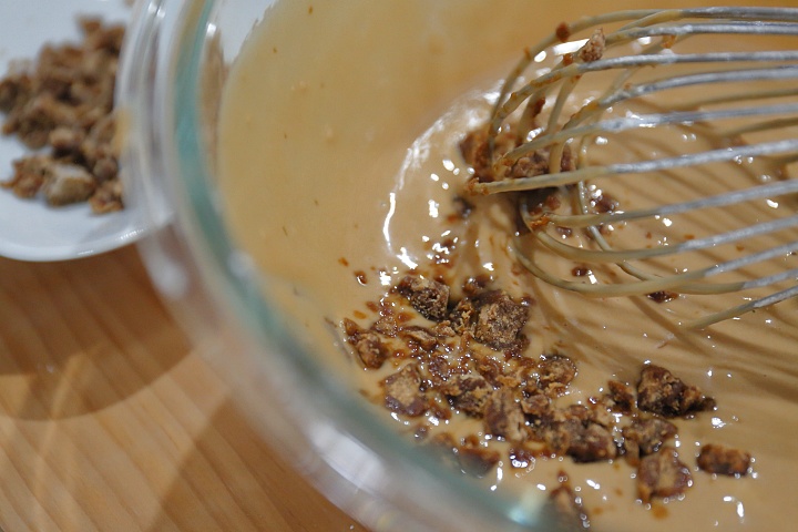 アガラサーの材料を混ぜる