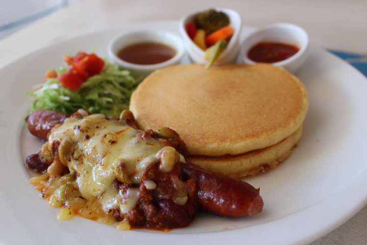 Seaside cafe HANONチリビーンズとパンケーキ