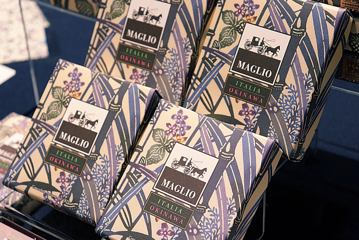 マーリオチョコレートの紅型パッケージ