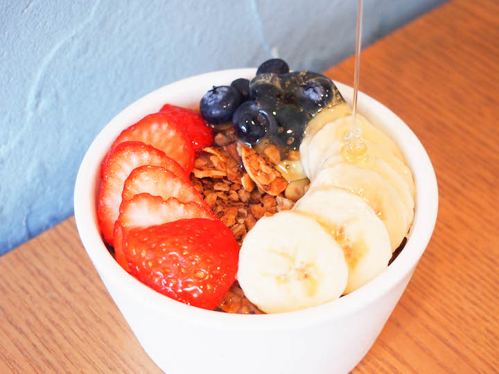 C&C BREAKFAST OKINAWAのアサイーボウル