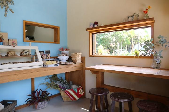 島厨房Kafuu店内