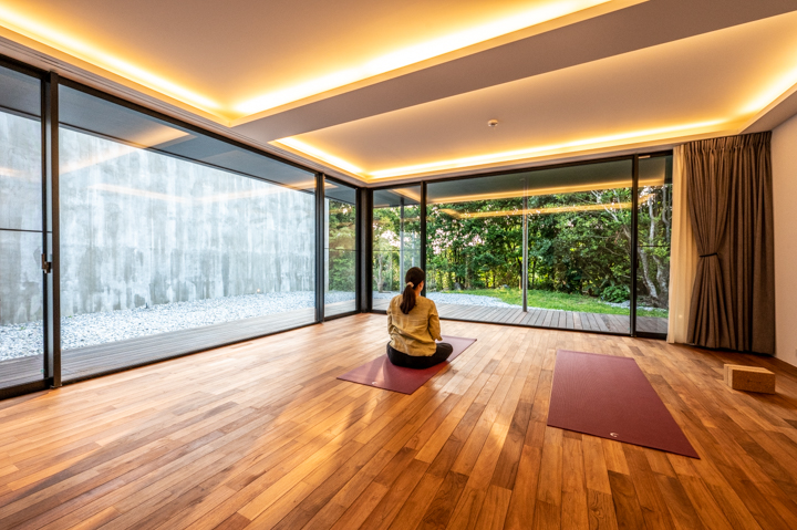 ヨガルーム