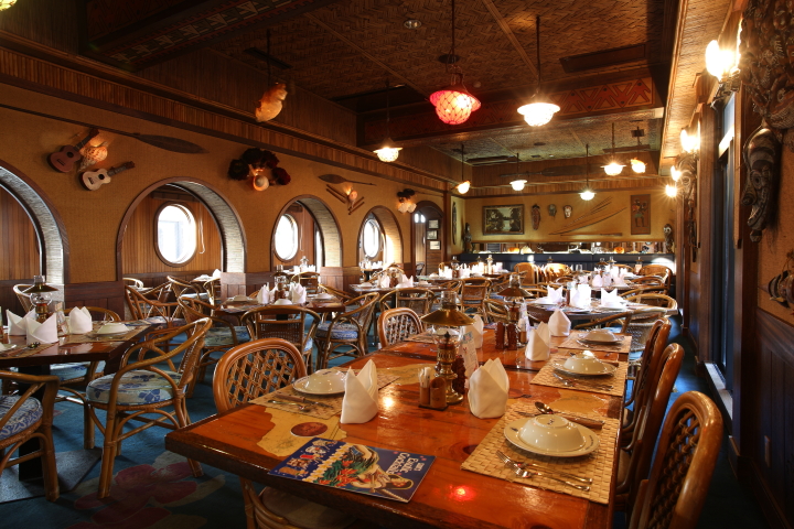 サムズバイザシーの店内