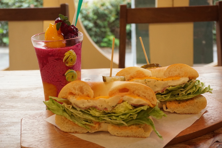 自家製ベーグルを使ったサンドイッチ