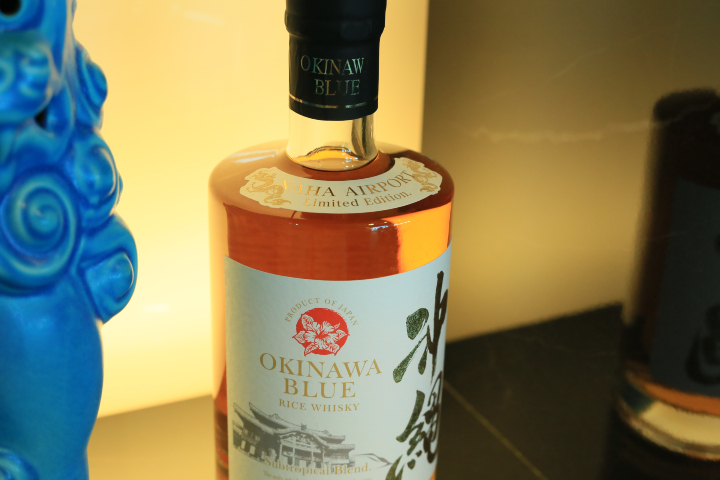 ライス・ウイスキー「OKINAWA BLUE」