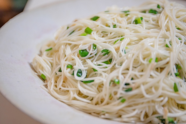 ソーミンタシヤー（そうめんの炒め物）