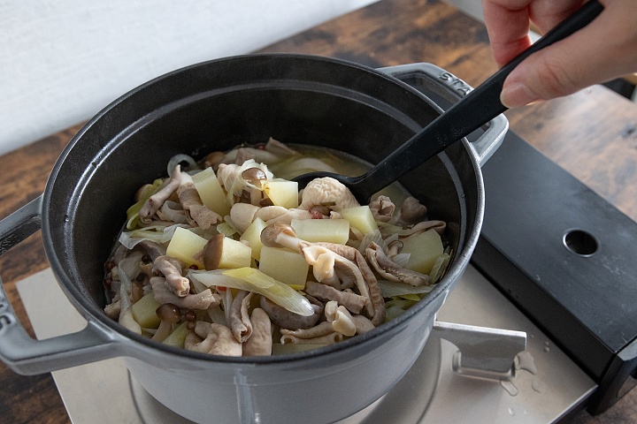 煮込んでいきます