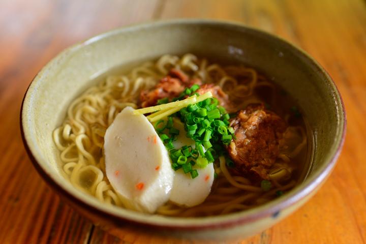 今帰仁（なきじん）そば