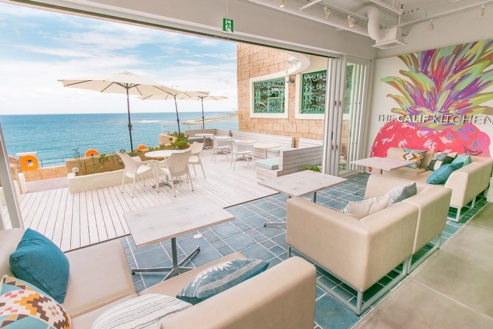 「THE CALIF KITCHEN（ザ カリフ キッチン）」の店内