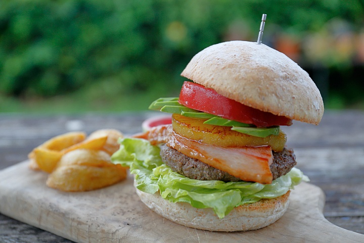 ブリコトロピカルバーガー